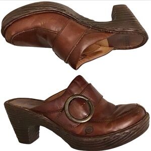 Born 7 Clogs Women’s Comfort Shoes Brown Distressed Leather Boho Platform